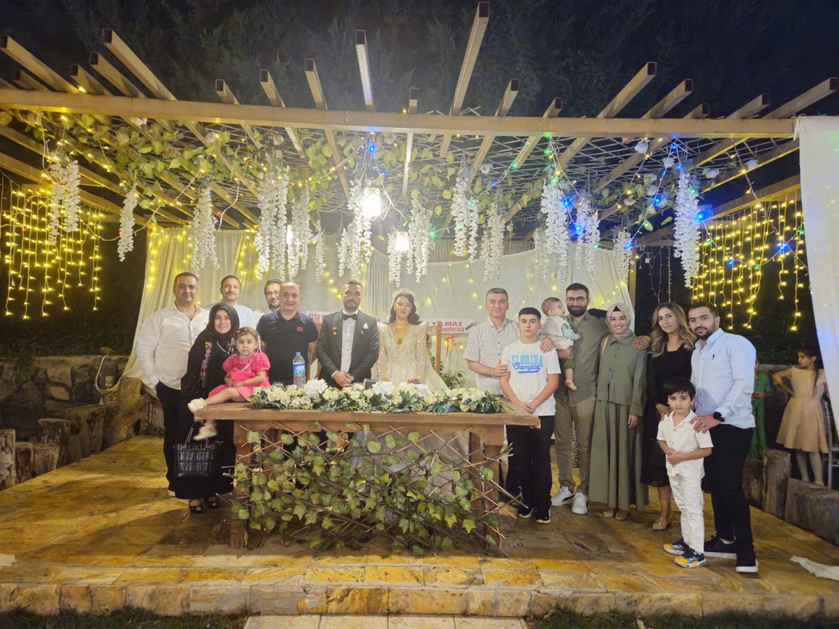 Mesai arkadaşımız 🌹 Şeyma ERCAN’nın 🌹 mutluluğuna ortak olduk. 

Arkadaşımıza bir ömür boyu mutluluklar diliyoruz.

#TKDK #Elazığ <a href="/vetveyseluzun/">Veysel UZUN</a>