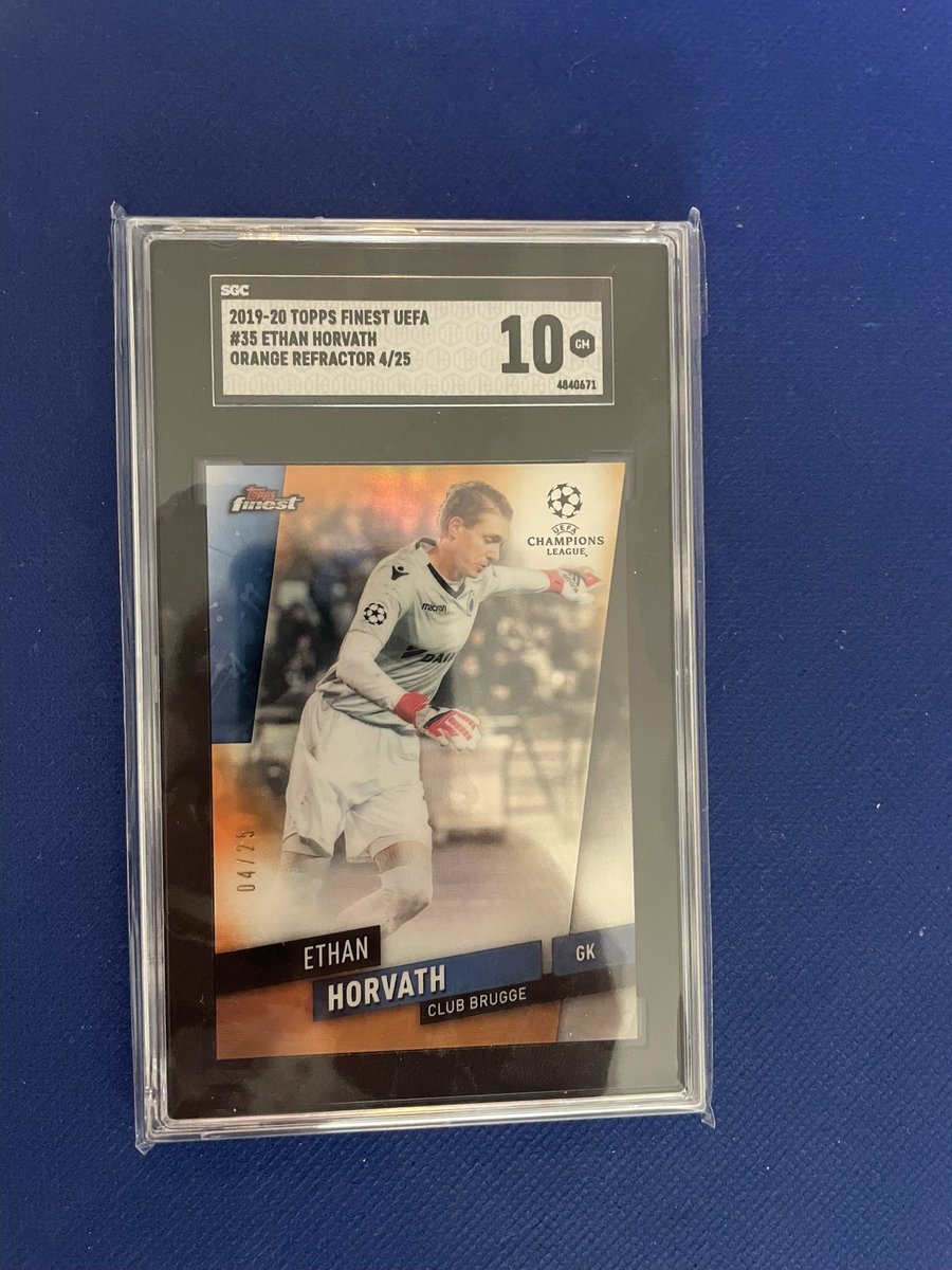 CardsGator's tweet photo. @jcutlersburner Horvath/ 25. $40 shipped https://t.co/HFoCwumiyK