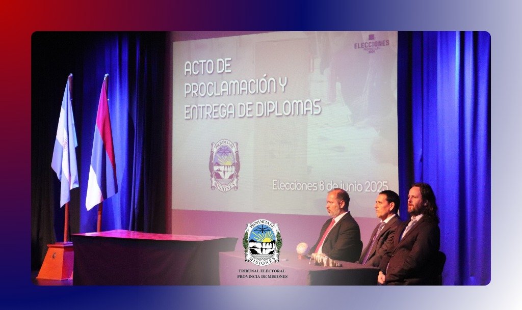 🗳️ Acto de Proclamación y Entrega de Diplomas a funcionarios electos 🗳️

🔗 Para leer más, electoralmisiones.gov.ar/elecciones-leg…
.
.
.
.
#TEPM #EleccionesLegislativas2025