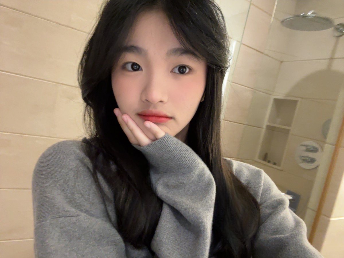 Catherina Vallencia tweet media