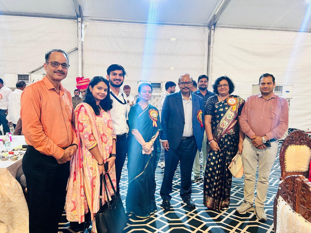 आज शिक्षक दिवस के अवसर पर राज्य स्तरीय शिक्षक समारोह का आयोजन बिड़ला ऑडिटोरियम में किया गया। जिसमें कंप्यूटर अनुदेशक संघ, राजस्थान के प्रतिनिधियों ने भी भाग लिया।
**यें आरंभ है**

<a href="/BhajanlalBjp/">Bhajanlal Sharma</a> 
<a href="/madandilawar/">Madan Dilawar</a> 
<a href="/rajeduofficial/">Dept of Education, Rajasthan</a>