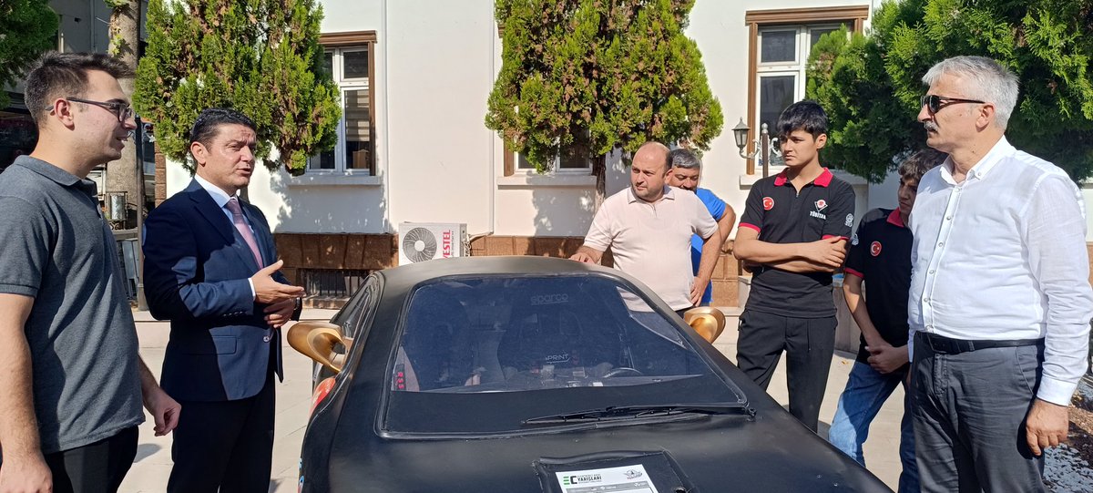 ZİLE TİCARET VE SANAYİ ODASINDAN ŞAMPİYONLARIMIZA TEBRİK ZİYARETİ