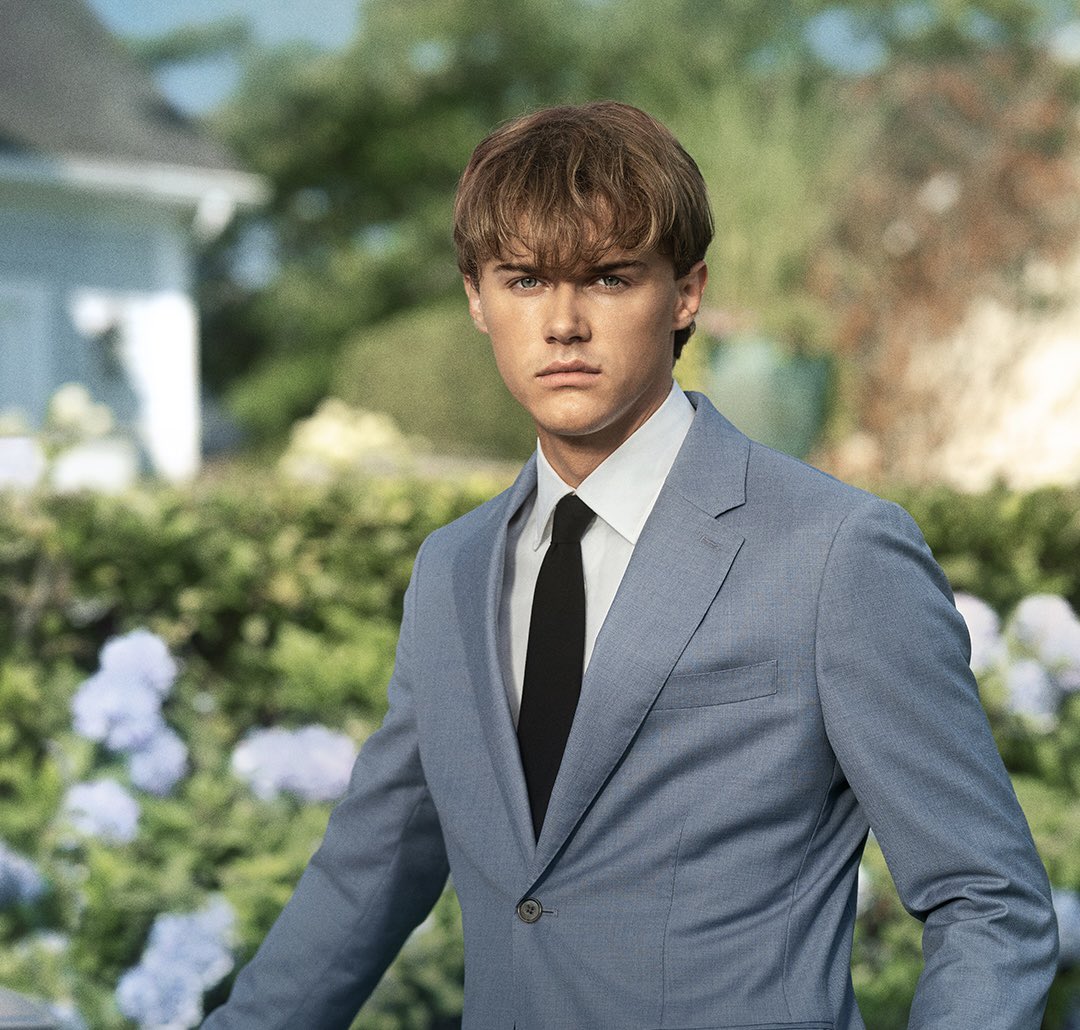 esbee ★ tweet media