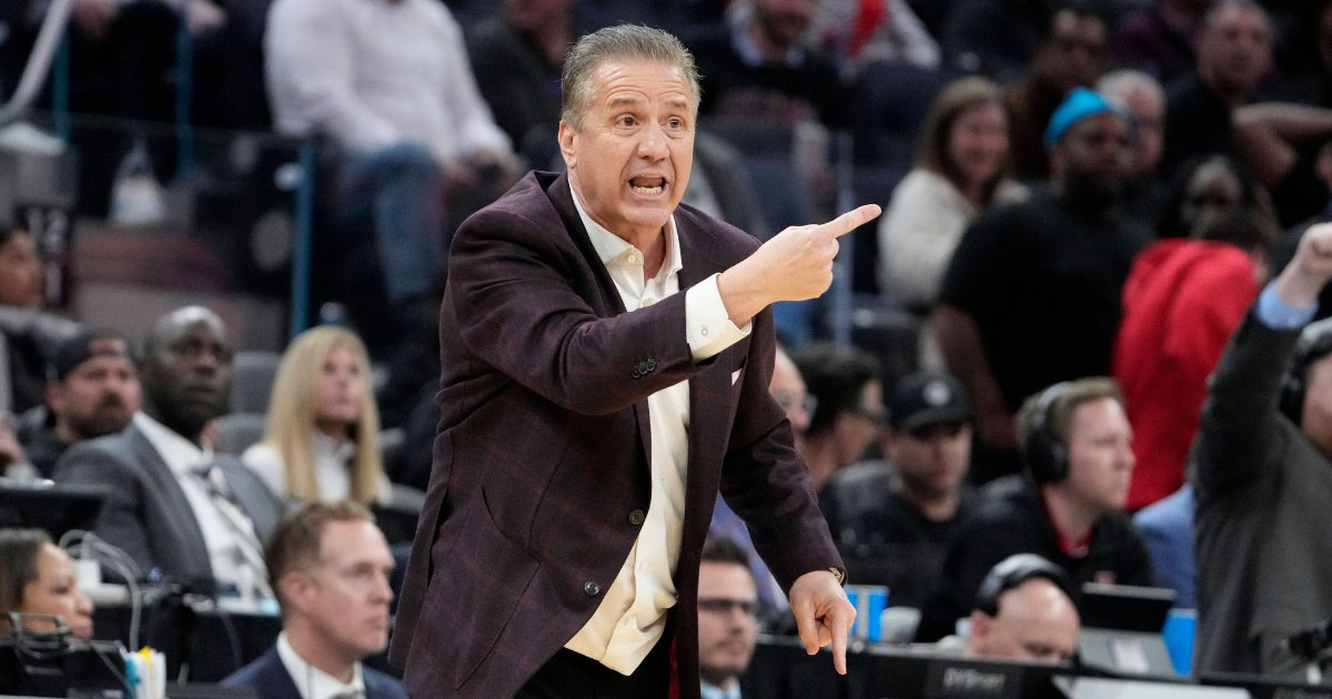 The Arkansas basketball team has officially announced its Dec. 13 non-conference matchup against Texas Tech as part of the Revocruit Rematch event in Dallas. 

on3.com/sites/hawg-bea… #WPS