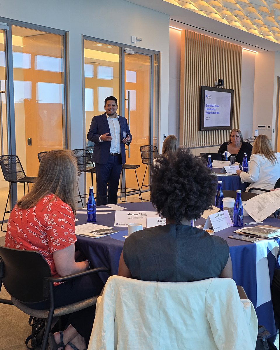 Arnold_Ventures's tweet photo. Arnold Ventures’ latest #BRIDGEseries convening brought together practitioners and researchers to consider innovative ways justice-involved fathers and their children can move to better paths, and to spark research collaborations to test the real-world impact of these approaches. https://t.co/tYqycG72VX
