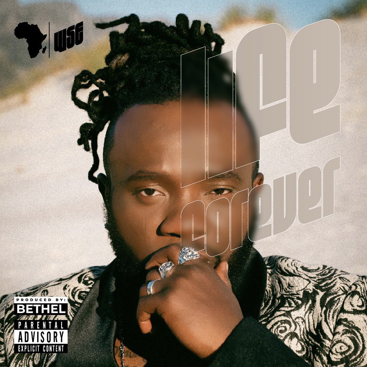 ozzeeworld's tweet photo. Life Forever OUT NOW 🎶  Link in bio 🔗 

Producer @bethexybeatz  Engineer @realonyourtrack 
Mixed by Dopemixx @dibstunes 
Artwork by @InterhandelZA https://t.co/rRDxtmfitr
