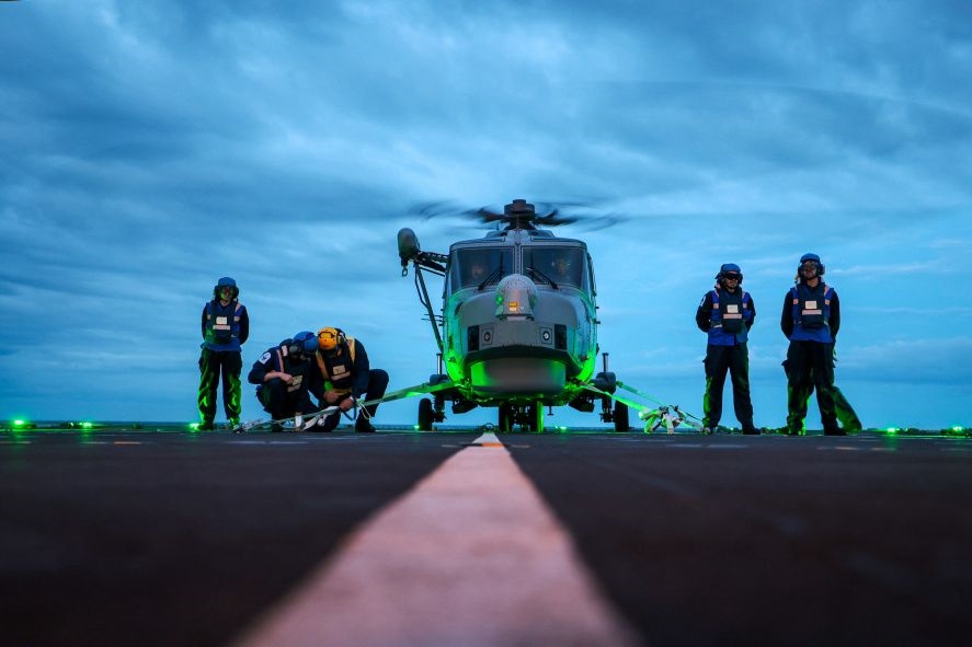 A1lightingmag's tweet image. Glamox provides advanced helicopter landing systems for two UK Royal Navy warships. Find out more ➡️ a1lightingmagazine.com/latest-news/gl… #lighting #lightingnews #lightingsystem #lightingcontrols #lights #lightingsolution @glamox_UK