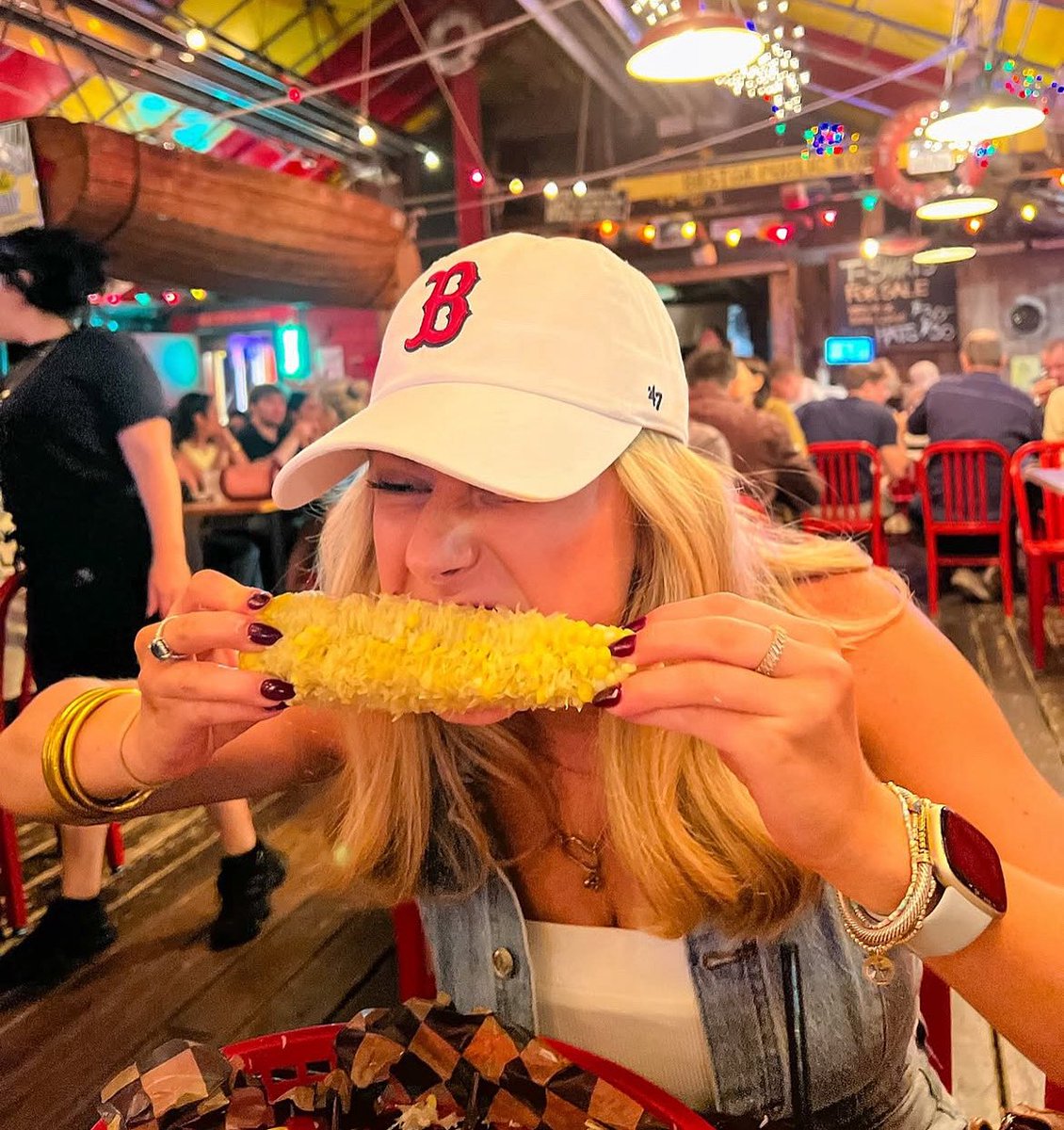 Not all heroes wear capes. Some have perfect manis💅📸: kendallrspell