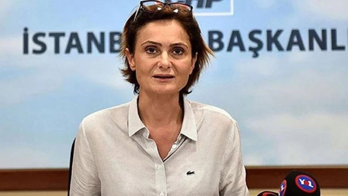 Kemal Bildiş (@tckemalbildis_) on Twitter photo Canan Kaftancıoğlu Kayyum Gürsel Tekin ile birlikte Pazartesi günü CHP il Başkanlığına GİT ME YE CEK!
Canan hanımı bu kararından dolayı kutluyor, onun için kocaman bir alkış rica ediyorum.
İlk alkış benden.
<a href="/Canan_Kaftanci/">Canan Kaftancıoğlu</a>👏 👏👏 Canan Kaftancıoğlu Kayyum Gürsel Tekin ile birlikte Pazartesi günü CHP il Başkanlığına GİT ME YE CEK!
Canan hanımı bu kararından dolayı kutluyor, onun için kocaman bir alkış rica ediyorum.
İlk alkış benden.
<a href="/Canan_Kaftanci/">Canan Kaftancıoğlu</a>👏 👏👏
