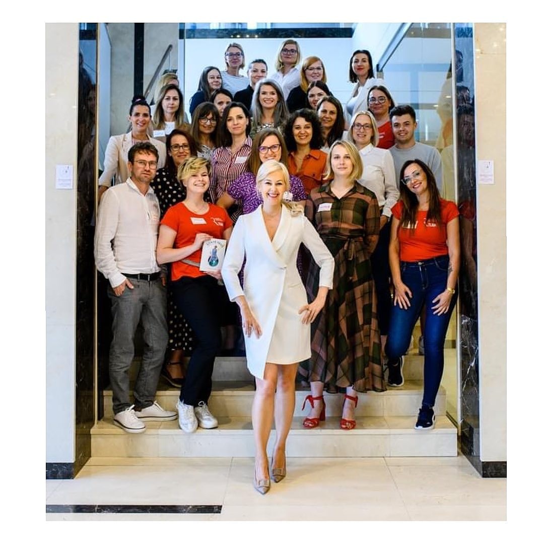 When everyone around you is winning then you're a good teacher,you can watch us or join us win in the financial market 📈📉