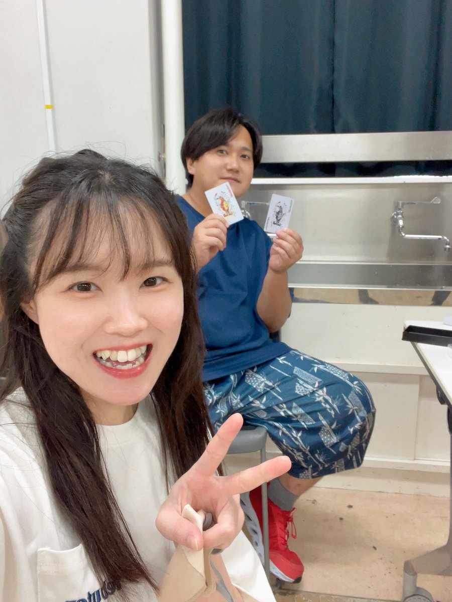 #パパパ 本番まであと2週間！！
稽古の度に少しずつ伏線に気がついて、アハ体験してる気分になってます😏
物語を細く楽しみたい方には複数回のご観劇をおすすめしたい気持ち、、、！

ご予約まだの方はこちら👇
tiget.net/users/1048489

脚本の駈さん、いつもと違う形で共演させて頂いてます🍀*゜