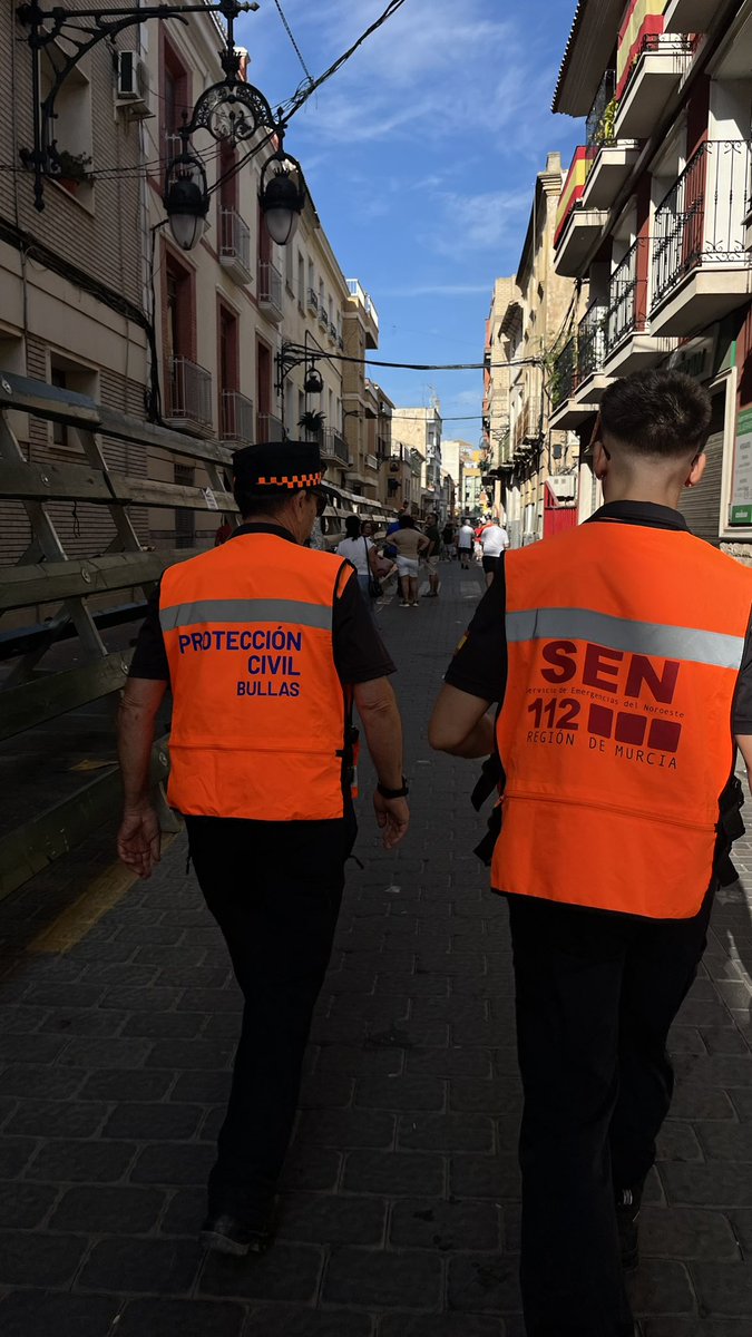 📍PREVENTIVOS 🐂

Desde el día 3 hasta el 8 de septiembre nos desplazamos cada mañana hasta el municipio de #Calasparra para dar apoyo a los compañeros en los encierros de sus fiestas patronales. 

#ProteccionCivil
#Emergencias
#Encierros