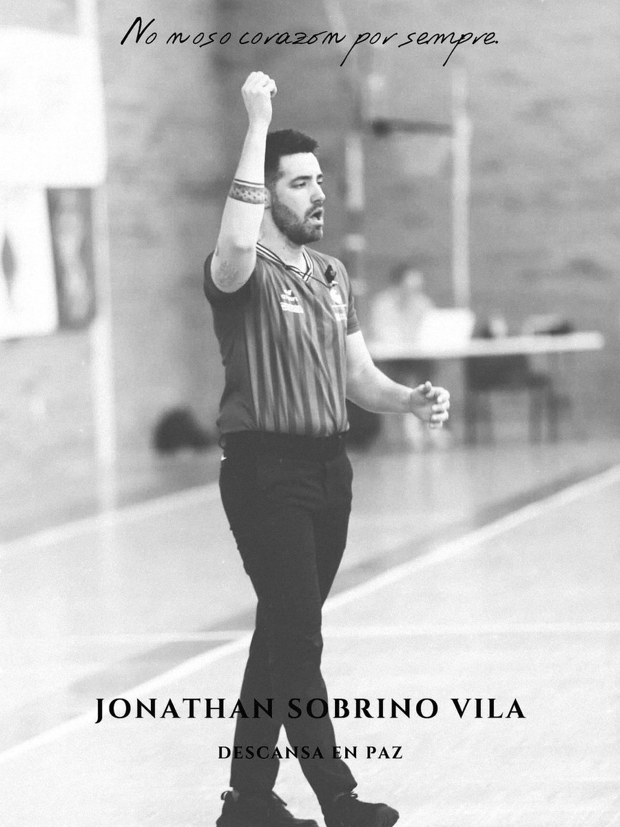 💔Hoxe despedimos a un dos nosos, a ese sorriso que compartía en cada pista, en cada adestramento, en cada intre.

Apaixonado pola arbitraxe, facíanos crer que sempre pagaba a pena.

Compañeiro, en cada partido, aí vas estar. 

As nosas condolencias para a súa familia e amizades.