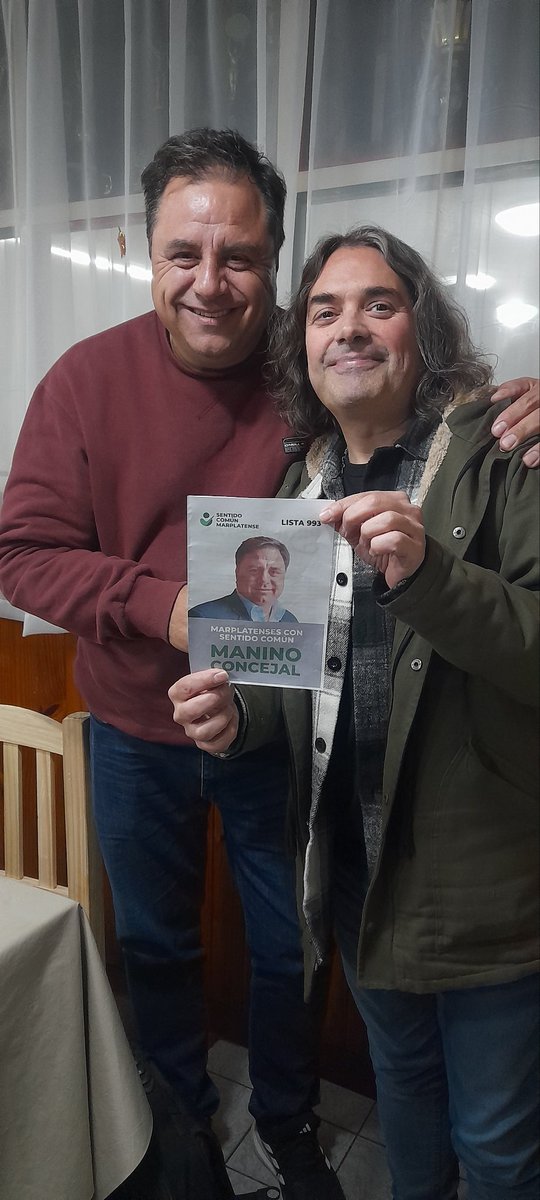 fernandez_julio's tweet photo. Más de 20 años de Amistad junto a @ManinoIriart y este domingo estaré acompañando su lista 993 Sentido Común en Mar del Plata. Muchos proyectos para nuestra ciudad!
@BalutTarifa https://t.co/7WhpmB5OZj