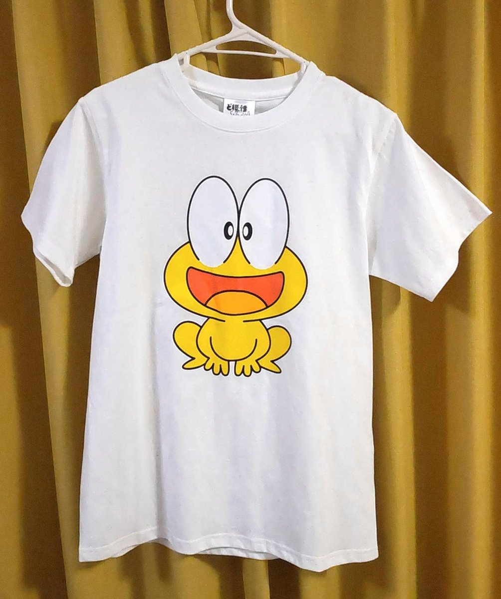 aworksnet's tweet image. 素晴らしいＴシャツを手に入れました。
これを着て街に繰り出す時はメガネをおでこに乗せる必要があるが、見えんのでサングラスで代用するか…