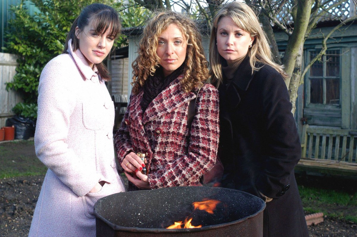 The fact we've had all 3 back in the last few years but not at the same time 😭 #Eastenders