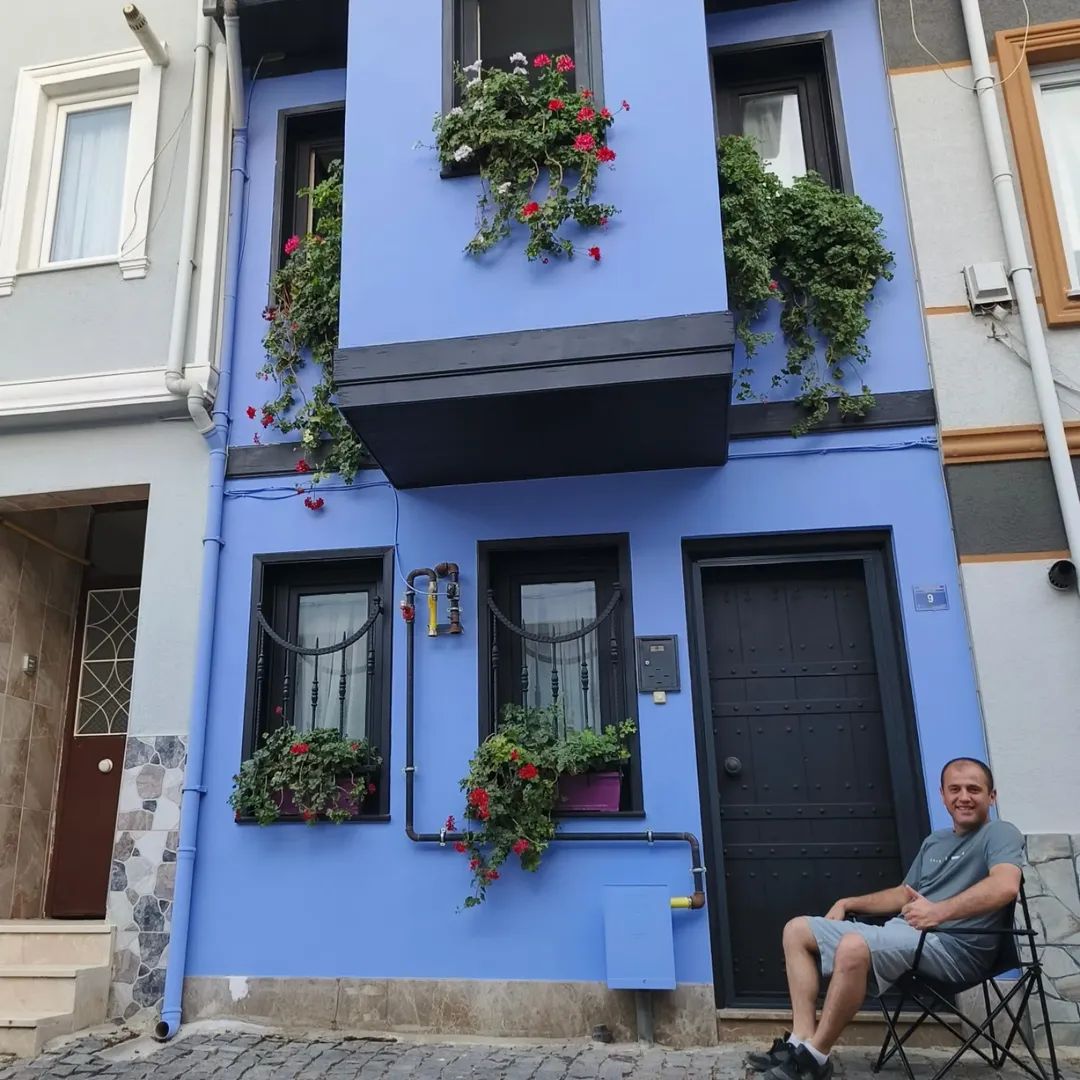 Kalpten sabretmiş olan her beden en iyi mutlulukları hak eder. 😊