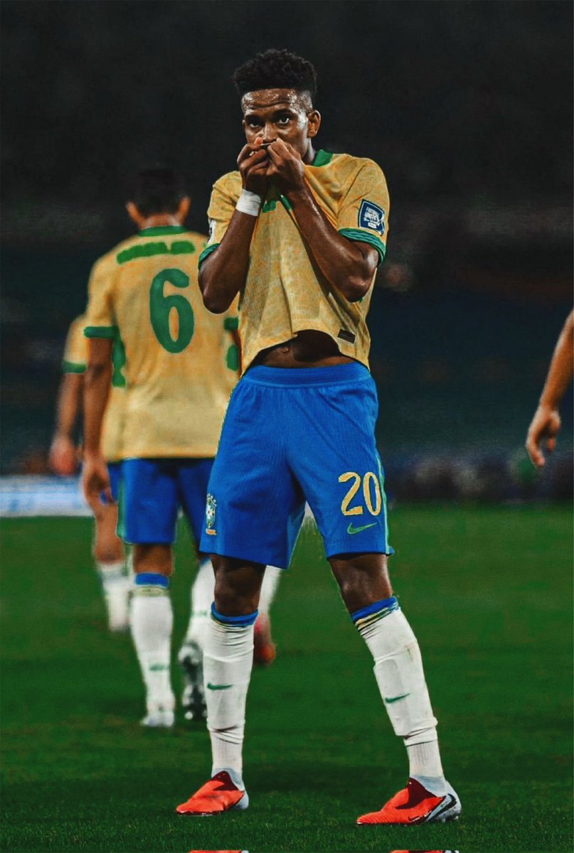 In the spirit of running our star’s PR, y’all should help me get to 5k. 

46 more to go. I no go disturb una again after this till next week. 😂😭🤲