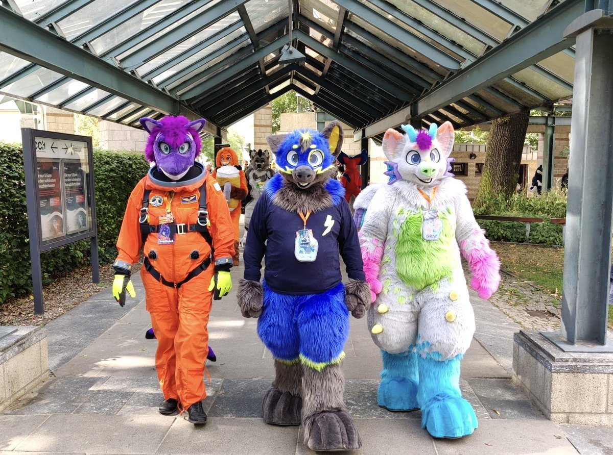 The Gang! :3

Amatheia, <a href="/Squeaky_Fluffy/">Fluffy</a> and me :3

#furry #fursuit #Eurofurence29