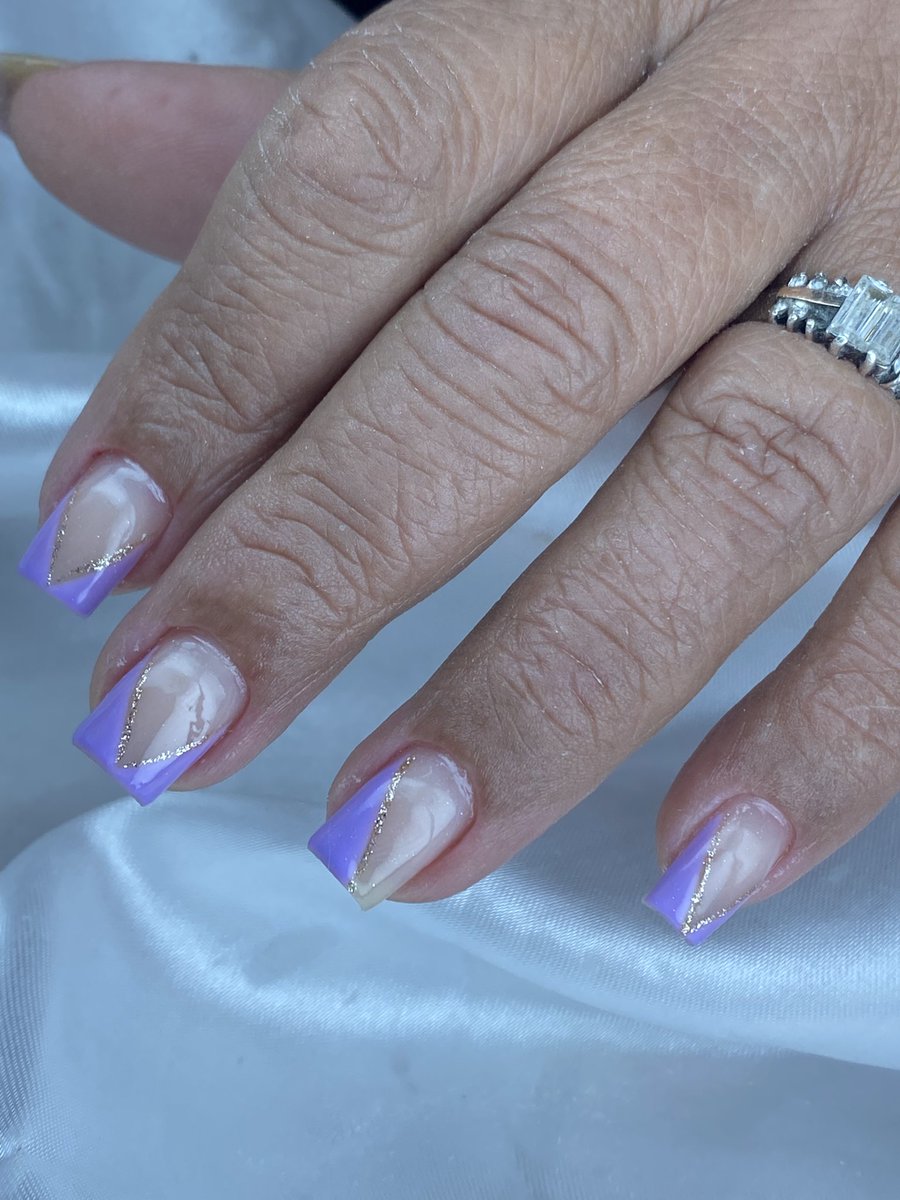 Lulopes1822's tweet photo. Antes X Depois. ✨💜🤏🏻 https://t.co/l3PYUyj74z