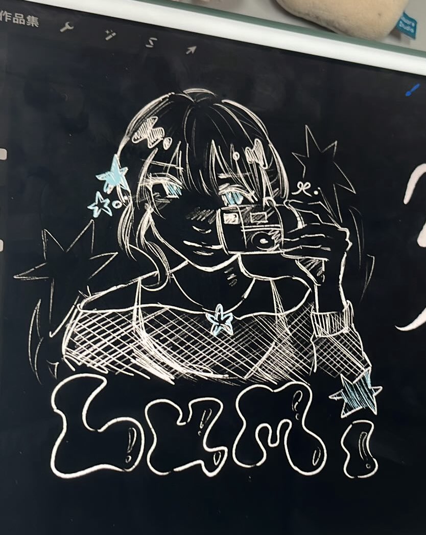 今天在學校畫的我自己！