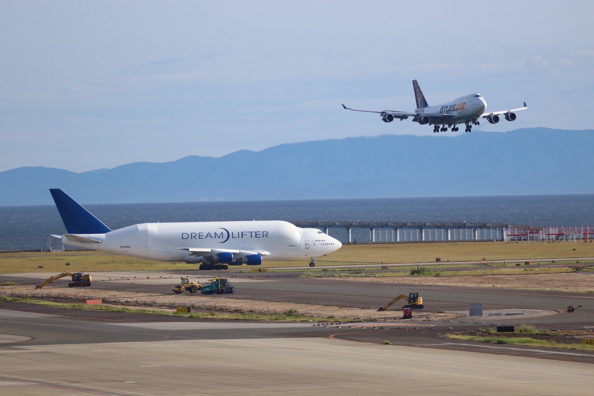 fly_o.s (@fly_os787) on Twitter photo セントレア、激アツの午後でした。
アクアフレッシュ(定期便)
JAL Fantastic Journey Express DVT
JALガンダムJET (定期便)
リフター あ到着&GTB&離陸
マドラス 飛来
お会いできた皆さん、ありがとうございました! セントレア、激アツの午後でした。
アクアフレッシュ(定期便)
JAL Fantastic Journey Express DVT
JALガンダムJET (定期便)
リフター あ到着&GTB&離陸
マドラス 飛来
お会いできた皆さん、ありがとうございました!