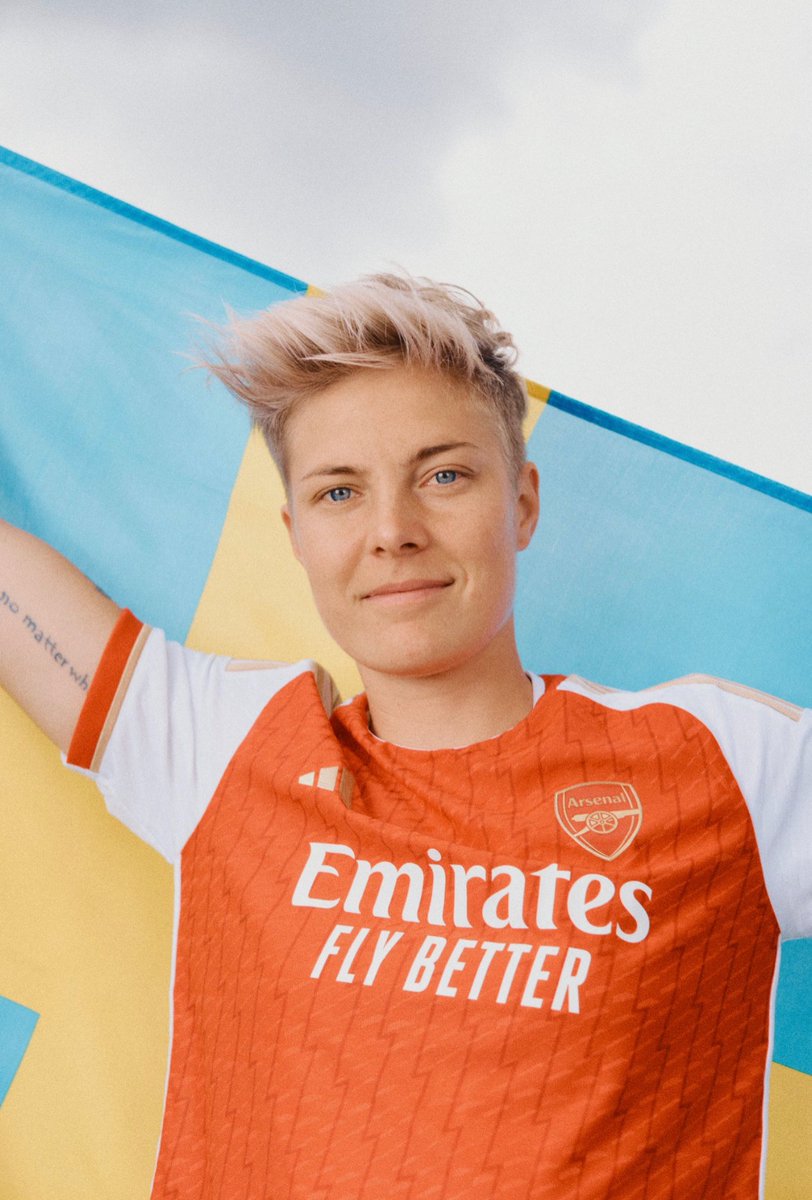 lilyawfc's tweet photo. grattis på födelsedagen till tjejen som räddade mig. jag kommer alltid att sakna att se dig spela varje vecka (och dig i allmänhet).

tack för allt, finns alltid i mitt hjärta. vi ses snart i Italien, min svenska superstjärna❤️

du är det absolut bästa, du gjort mig starka https://t.co/gjjXXjzIde