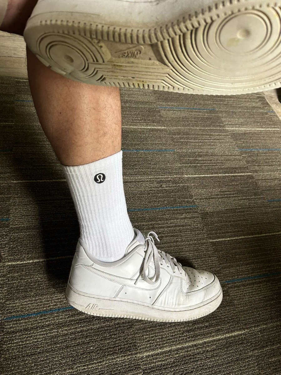 POV: You’re sat next to me in class and just can’t stop staring 👀🥵😈