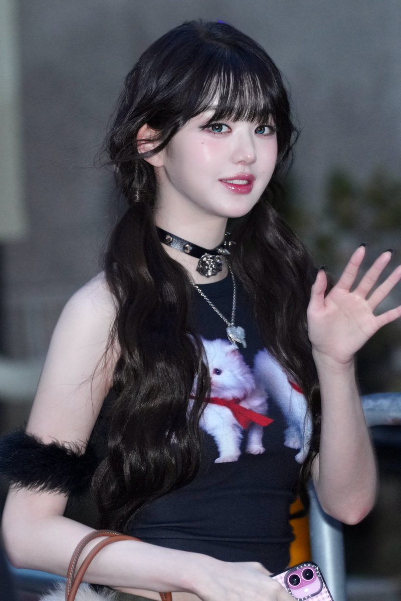 wushibuwus23788's tweet photo. 250905 kbs

#IVE #아이브
#JANGWONYOUNG #장원영 https://t.co/Qi9ODXBxmW