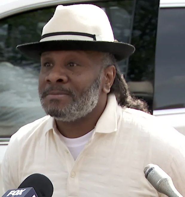 An innocent man in Minnesota has finally been released from prison after 27 YEARS behind bars for a murder he DIDN'T commit. Bryan Hooper Sr. was wrongfully convicted in 1998. The woman who testified against him recanted her testimony and admitted to the murder.