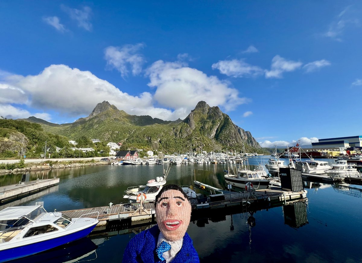 Jimmy Carr tweet media