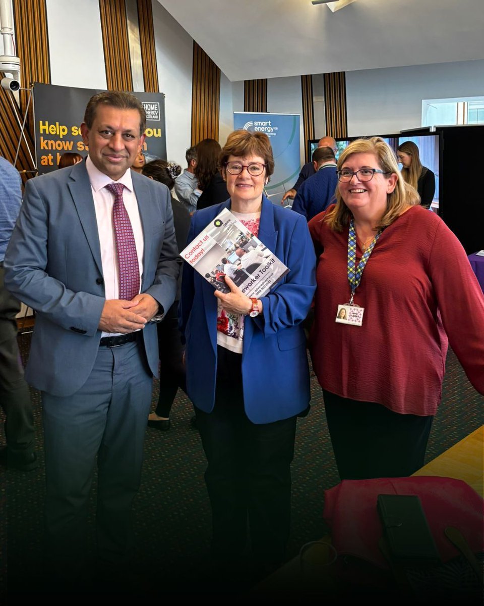 FoysolChoudhury's tweet image. Great to hear about the energy services available for constituents as winter approaches. These initiatives help households use energy more efficiently, cutting CO2 emissions while also saving money 💰.
Delivered by Smart Energy GB in partnership with the @EnergySvgTrust,…