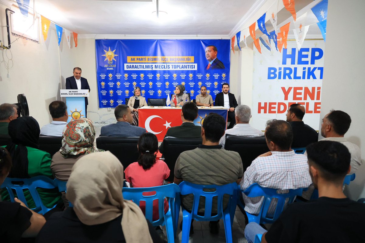 📍Bismil / Diyarbakır 

#TürkiyeYüzyılıBuluşmaları kapsamında tarih ve kültür şehrimiz #Diyarbakır’ın güzel ilçesi #Bismil’de AK Parti İlçe Başkanlığımızın Daraltılmış Meclis Toplantısına katılıp, ardından teşkilatımızı ziyaret ettik.

AK Parti Bismil İlçe Başkanımız kıymetli yol