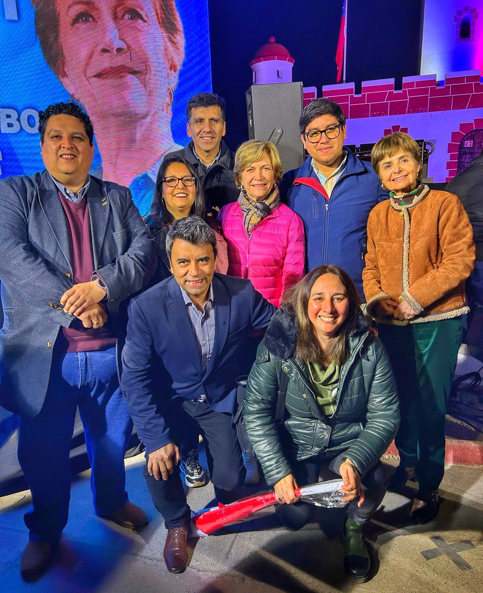 #ChileUnSoloEquipo 🇨🇱💪🏻
#LaSerena 
<a href="/evelynmatthei/">Evelyn Matthei</a>