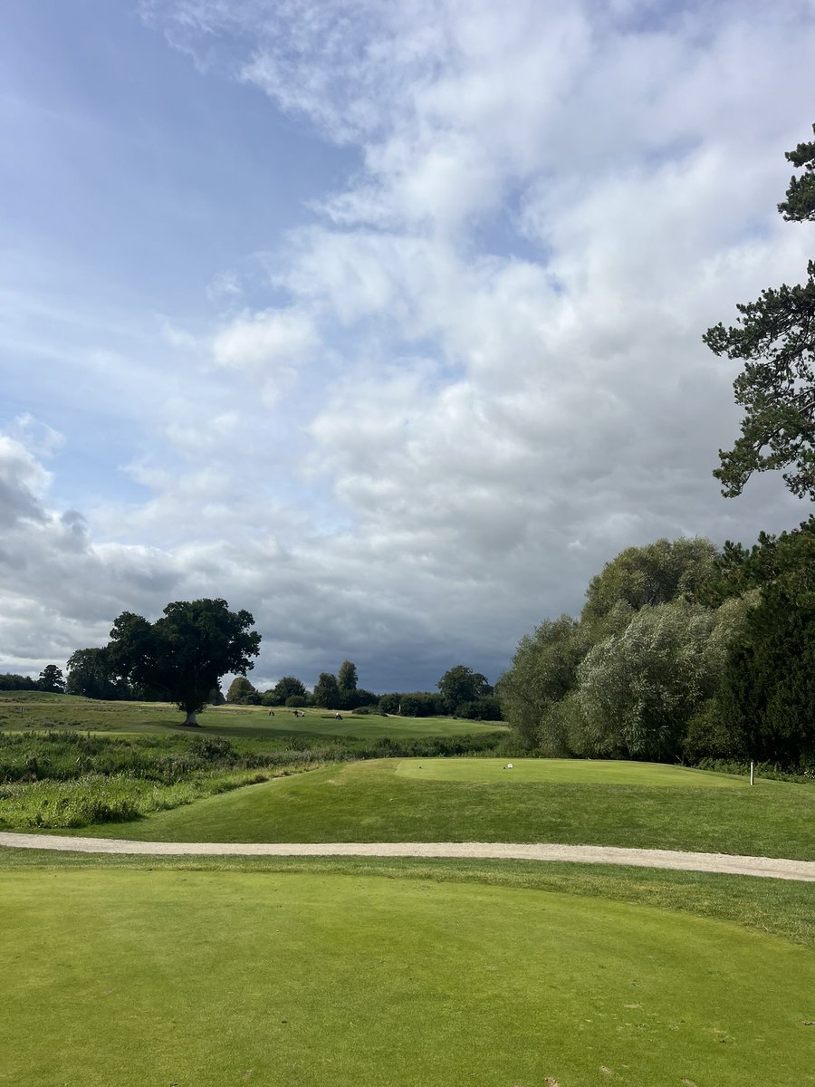 Car crash pending.

📍 Carton House, Montgomerie Course