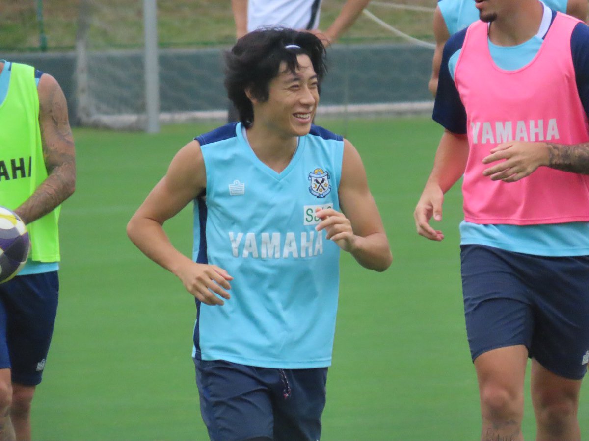 昨日の練習の笑顔ショット😁
#ジュビロ磐田　#倍井謙