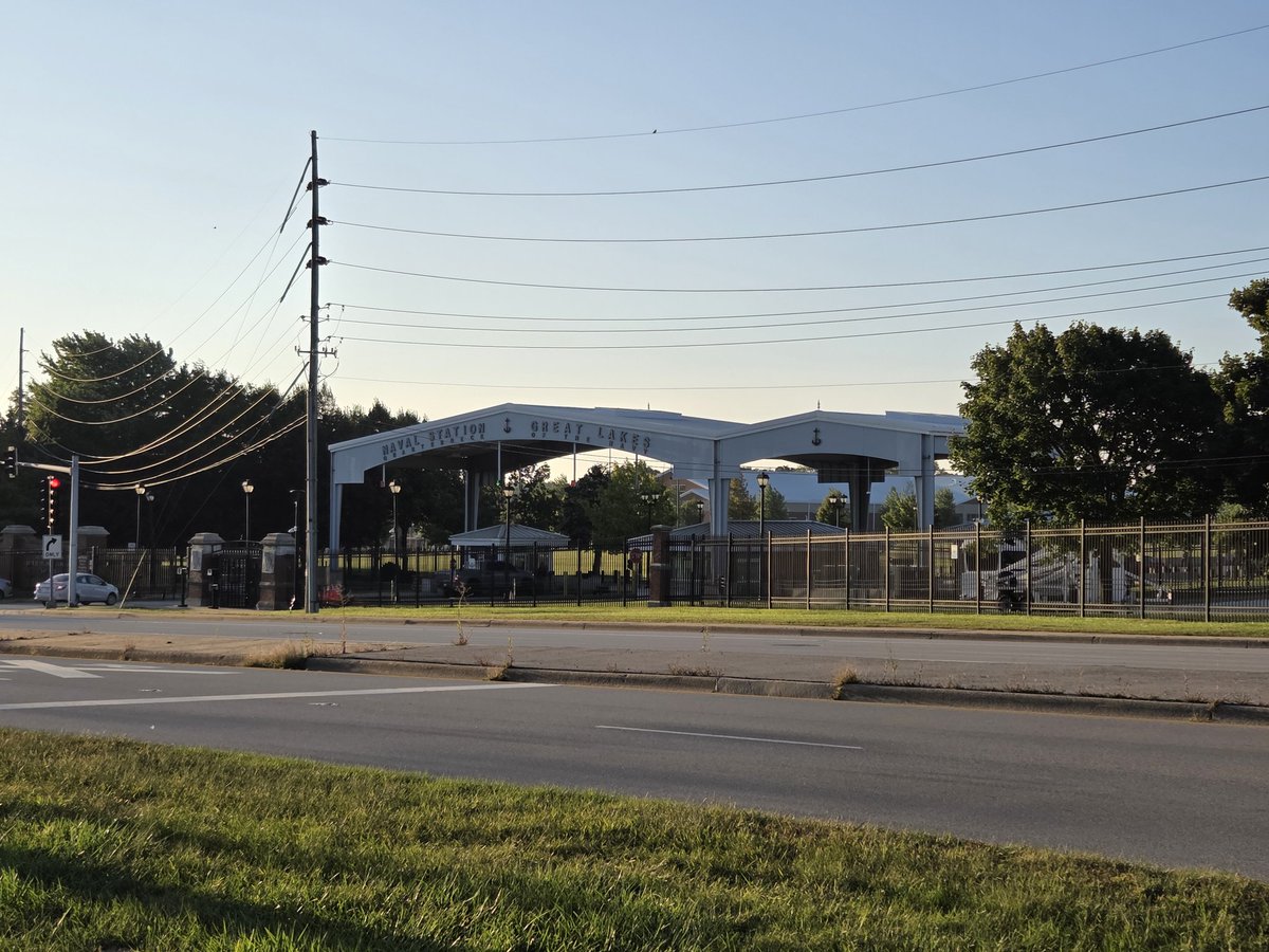 No obvious signs of ICE agents deploying for immigration enforcement activity outside Naval Station this morning.  <a href="/WBBMNewsradio/">WBBM Newsradio</a>