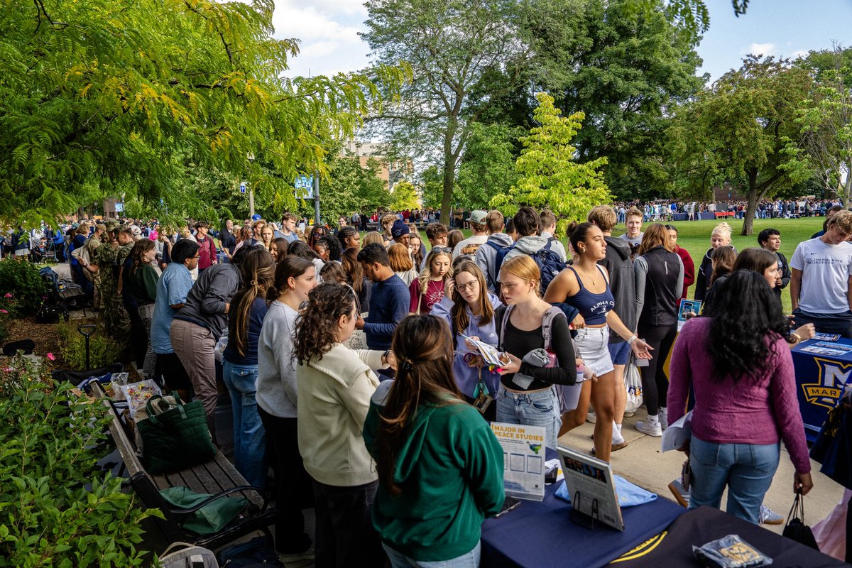🦅 With nearly 300 student organizations, there’s a place for every Golden Eagle to belong. 💙💛 #WeAreMarquette 

📸 More photos from O-Fest 2025 ⤵️
marquetteu.com/4giCdHu
