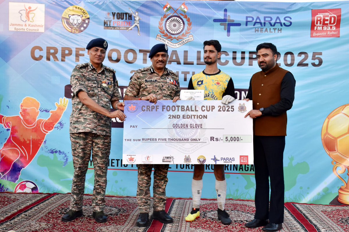 IndianWarr66126's tweet photo. The 2nd Edition of the CRPF Football Cup 2025 concluded with great enthusiasm at the Synthetic Football Turf, TRC Srinagar.
#BoldN15GLaunchEvent #PadhegaUPBadhegaUP #GoaCMFailsStudents #hnginsolvencyfiasco EFCC #CMStalinInOxford #SanjayDutt India & Russia https://t.co/kI2IXWT4YC