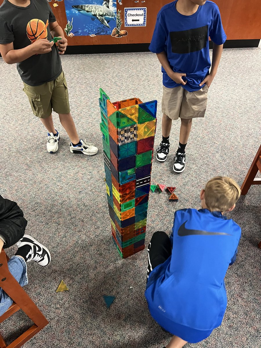 Falcon Book & Media Nest tweet media