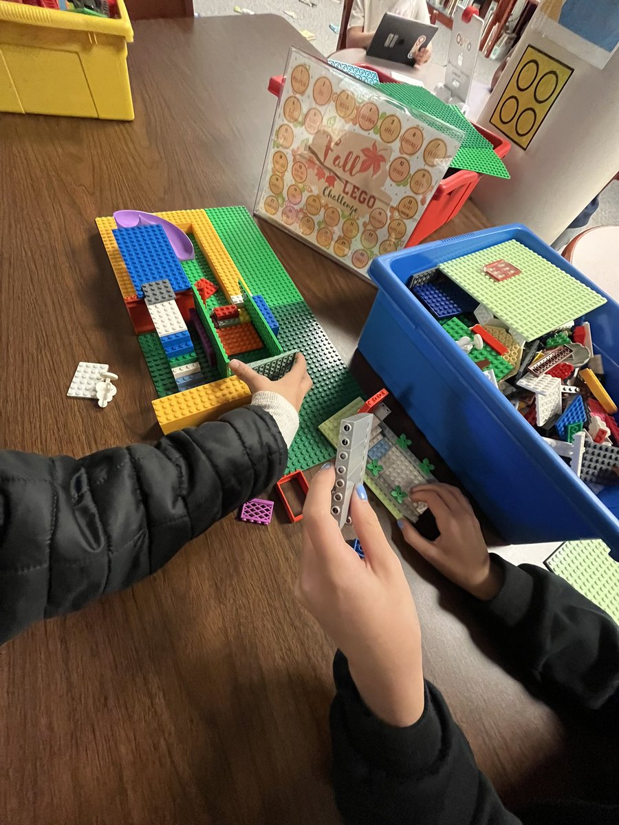 Falcon Book & Media Nest tweet media