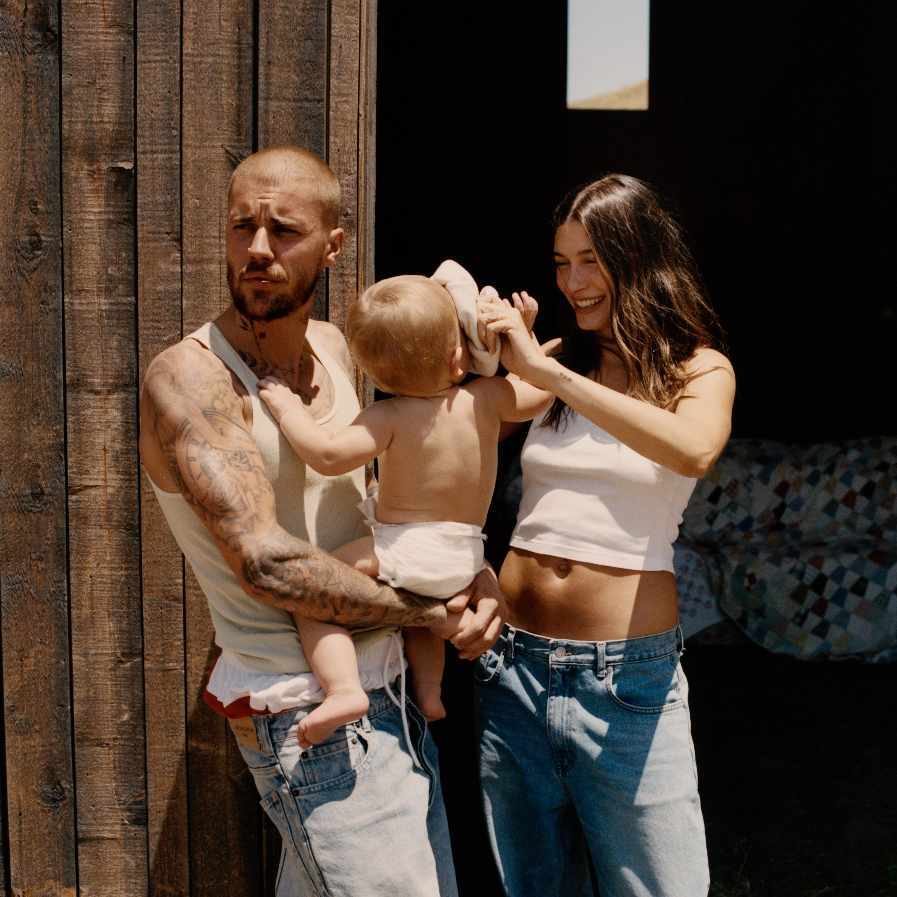 G0FQ3IhboAAVE2D?format=jpg&name=4096x4096 Justin Bieber Finally Breaks His Silence on Health Rumors — What He Revealed in ‘Swag II’ Has Fans Stunned