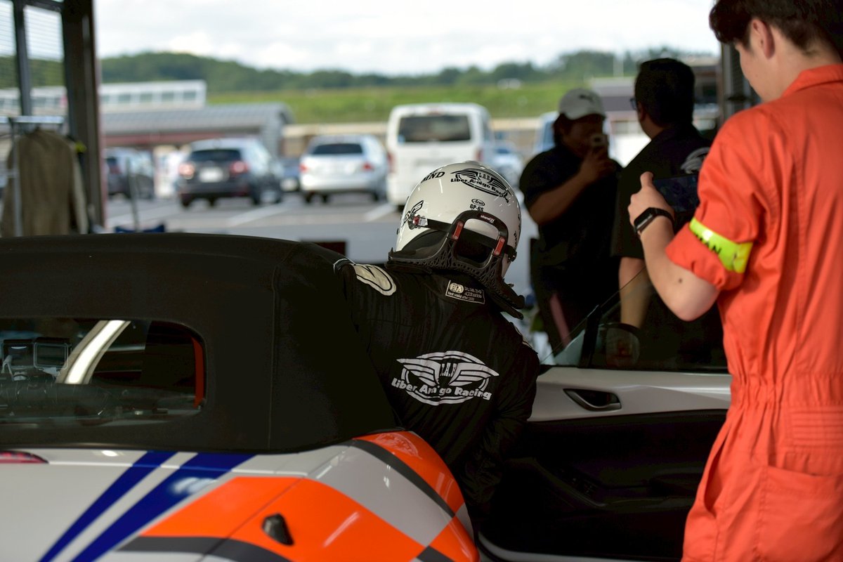 PlayStation4 - ゆきぽん SONY PS4 本体 すぐ遊べるセット CUH-2200AB01 500GB ジェット