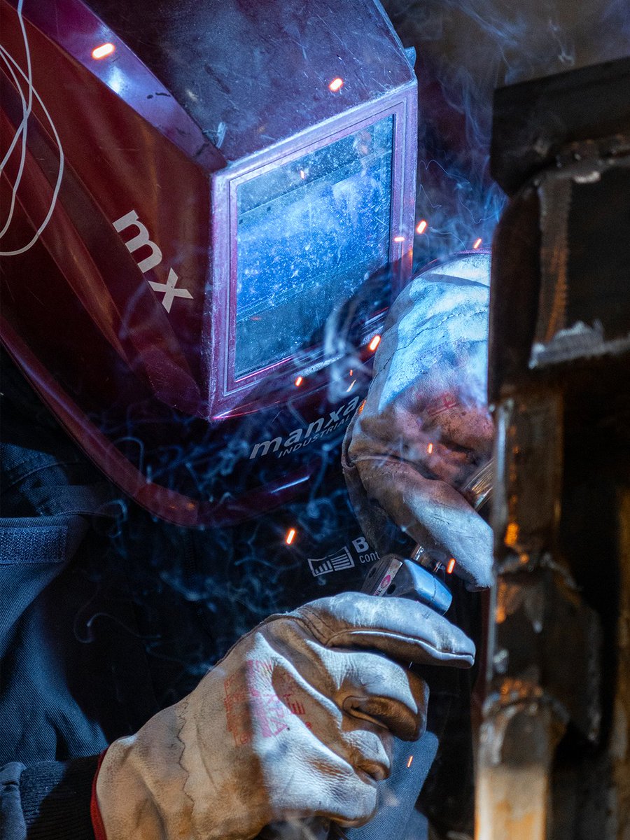 bluetainer66's tweet image. Bluetainer – Welder by Bluetainer, France, precision and strength at the heart of container transformation
bluetainer.com

#Bluetainer #BlueFriday #ContainerDesign #IndustrialCraft