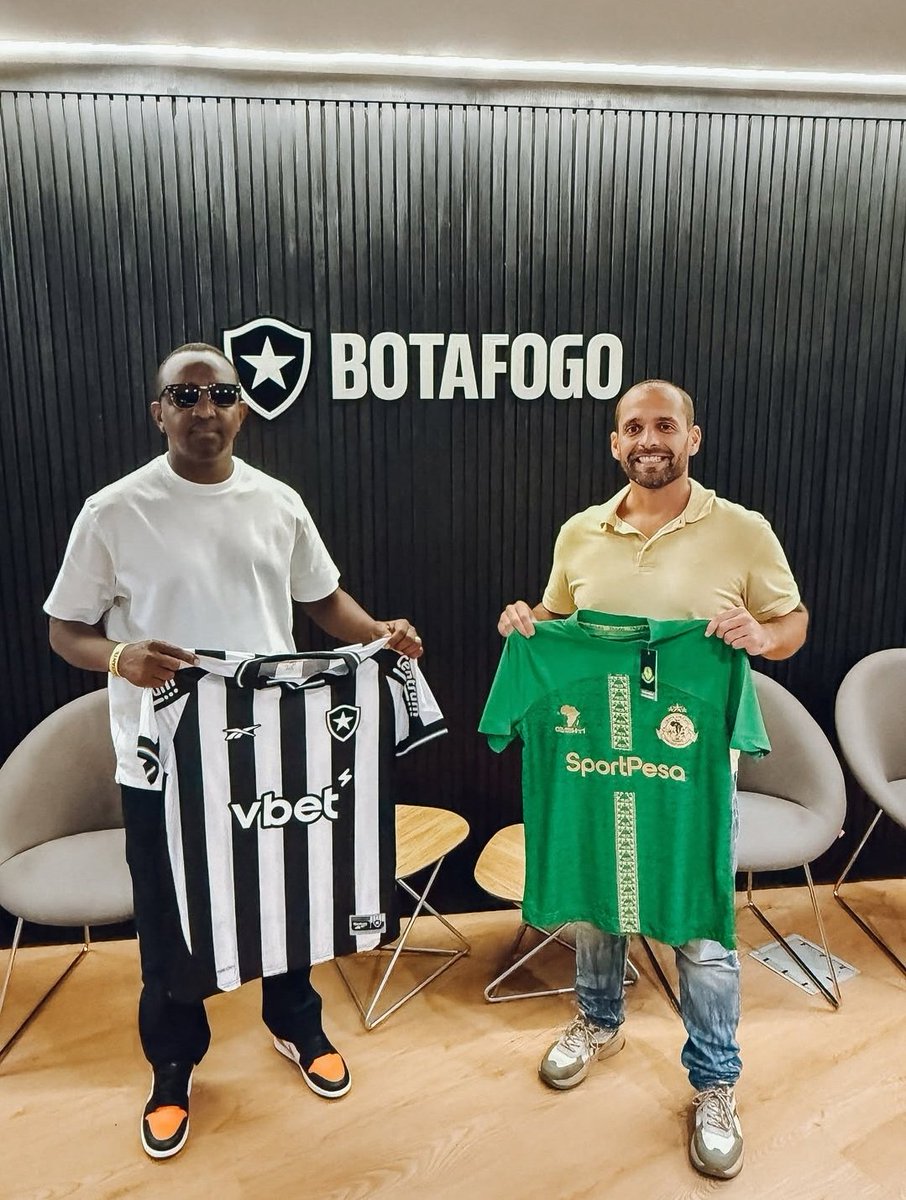 bedjosessien's tweet photo. Good partnership 

Brazil 🇧🇷 and Tanzania 🇹🇿 
Yanga and Botafogo

@soka25east https://t.co/ulHfGwmOao