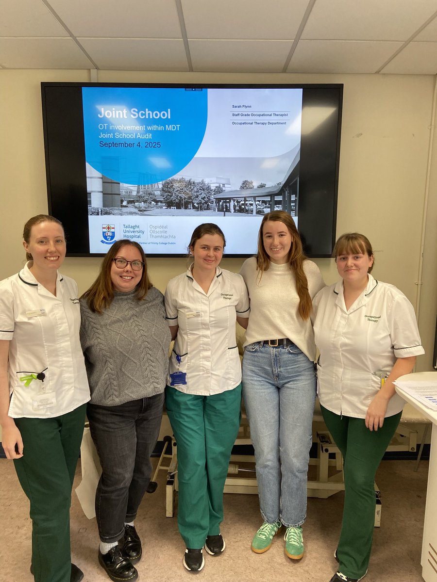 Congratulations to our Staff Grade Occupational Therapists on completing another rotation in our inpatient services, and presenting on new learning experiences and projects! 💚 #occupationaltherapy #CPD