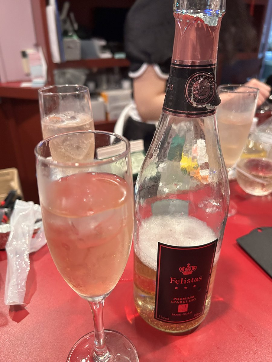 一昨日(あと謎の甲州のボトル、うまかった)