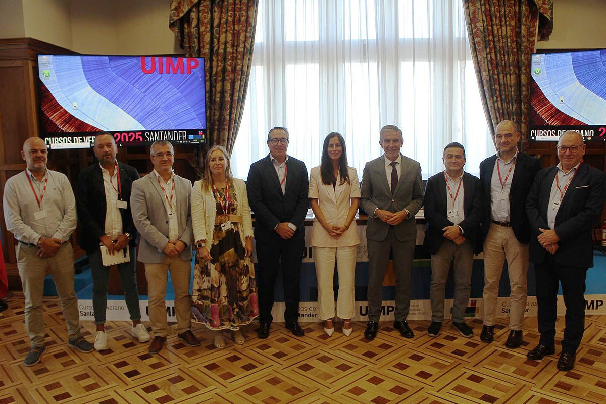 ⚓️ Concluye la #SemanaPortuariaUIMP en Santander, tras unas interesantes y productivas jornadas sobre los retos del sistema portuario.

Hoy, la jornada ha estado dedicada a la gestión y liderazgo del talento, fundamental para la competitividad a largo plazo. 
#SemanaPortuaria