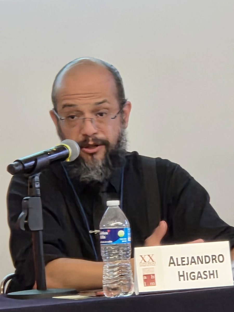 Seguimos en el XX Congreso Internacional de la AHLM, en México, donde uno de nuestros compañeros y miembro del grupo CIM, Alejandro Higashi, habló sobre la tipología del romancero alegórico, en una mesa dedicada a los Ecos medievales en el refranero y el romancero 
<a href="/SomosAHLM/">Asociación Hispánica de Literatura Medieval (AHLM)</a>