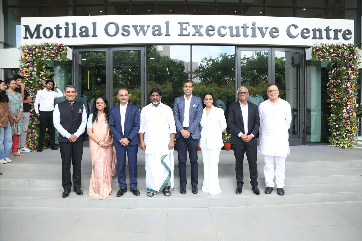 Indian School of Business (ISB) tweet media